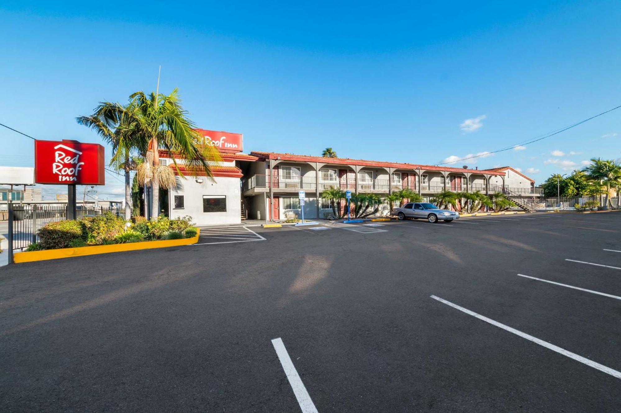 Red Roof Inn Los Angeles - Беллфлавер Екстер'єр фото